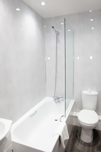 Bathroom 3, The Spa Hotel, Redcar and Cleveland