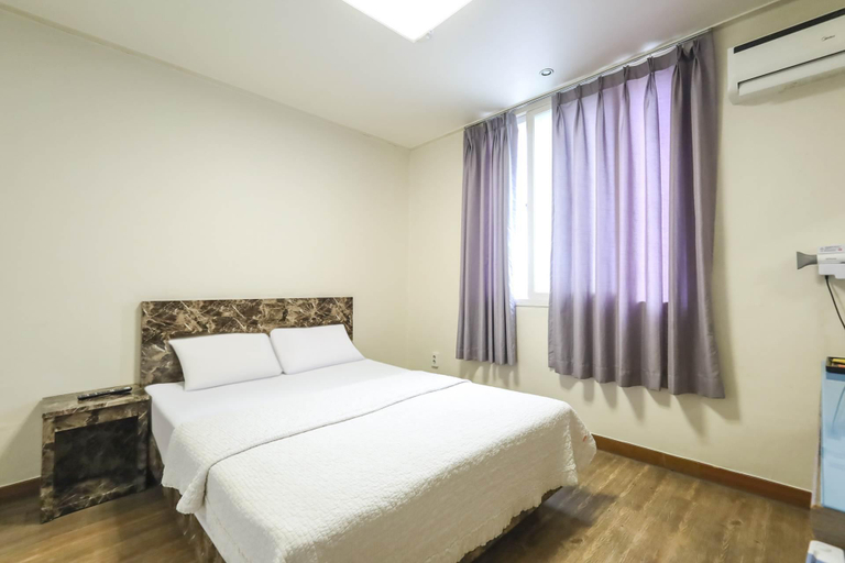 Bedroom 3, Su Motel, Buyeo