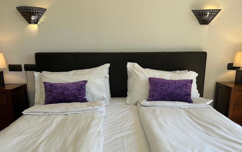 Bedroom 3, Beachhouse 2min to the sea with pool & wonderful garden, Baleares