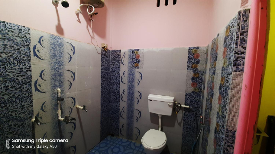 Bathroom, Subansiri lodge, Jorhat