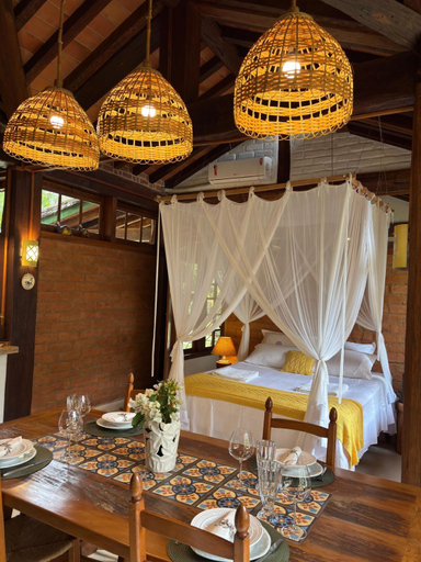 Food & Drinks 5, Guest House Tania Alves, Muqui