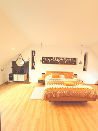 Bedroom 2, Maison d'hotes en pleine nature avec chevaux, Moselle