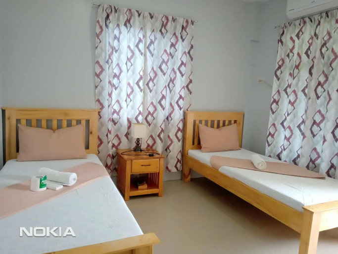 Bedroom 2, Grae’s Apartelle, Moalboal