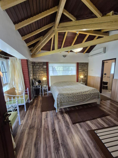 Bedroom, Sakley's Cottages, Nainital