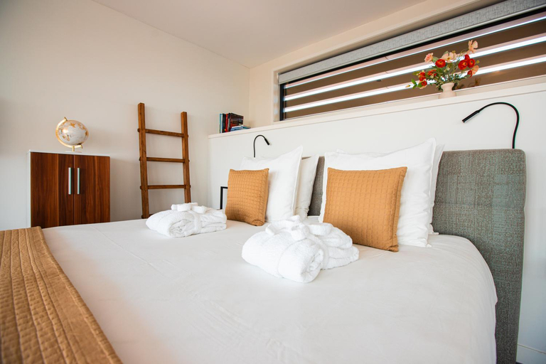 Bedroom 2, Slapen in een Trechter, Harlingen