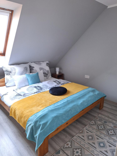 Bedroom 2, Varfal apartman I, Eger