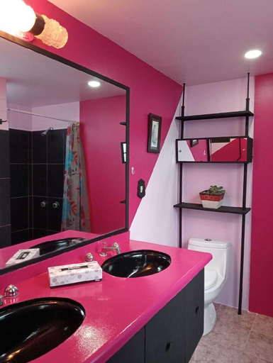 Bathroom 4, Posada Bugambilia, Mexico City