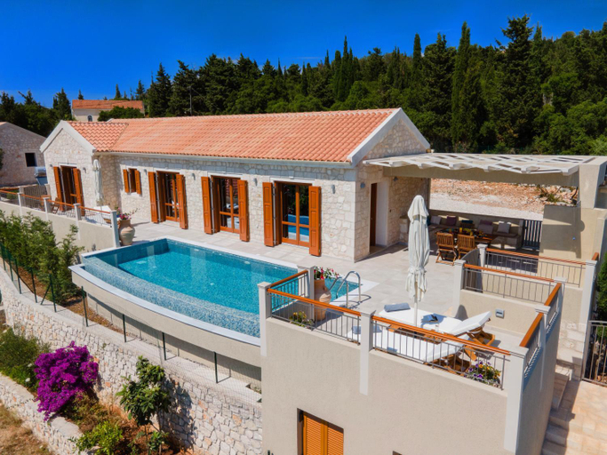 3, Pithari Sunset Villa, Ionian Islands