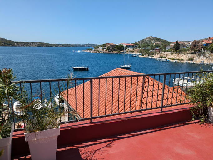 Others 5, Apartmani Mihaela, Šibenik