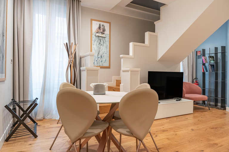Others 4, Viam 16b Suites, Rome