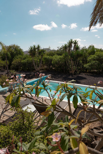 Others 5, Majanicho Rock - villa with heated pool, Las Palmas