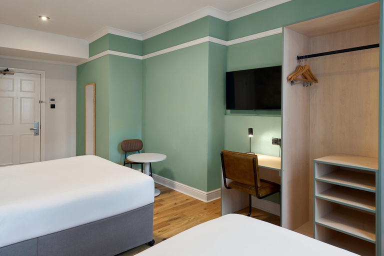 Bedroom, Garner Hotel READING CITY CENTRE by IHG, Reading