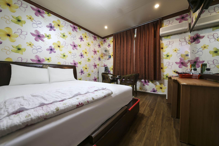Bedroom 2, Boryeong (Daecheon) Gyeongdong Motel, Boryeong