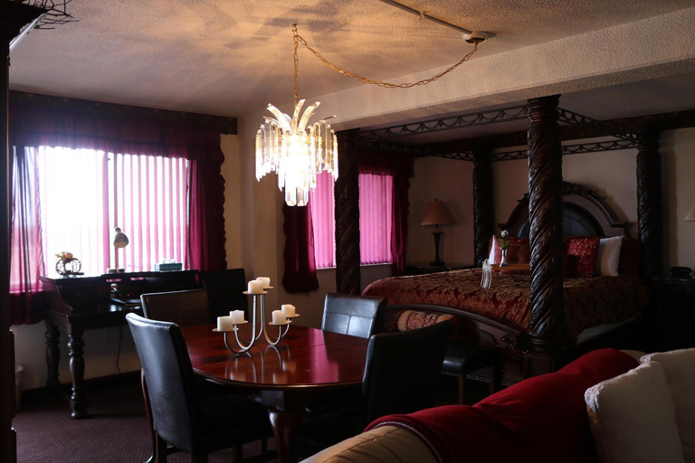 Others 5, Dakota Inn, Beadle