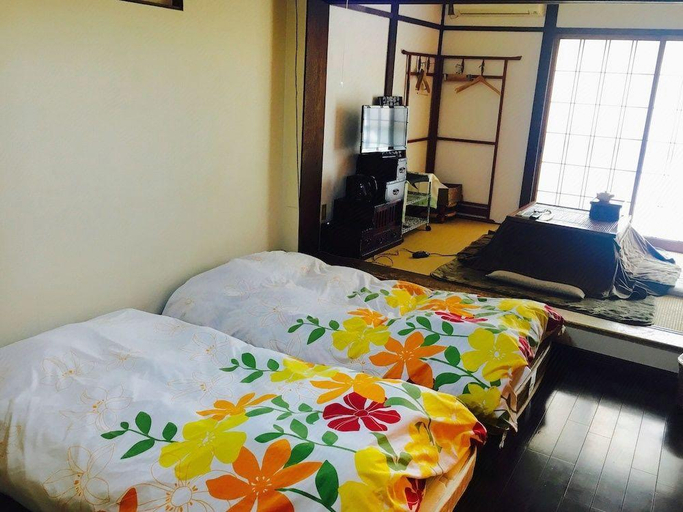 Bedroom 2, International Inn Yamashiro-ya, Nara