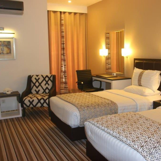 Bedroom 5, West Inn, Faisalabad