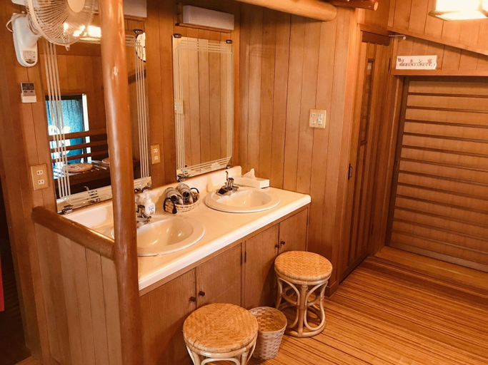 Bathroom 2, Matsushima Koumura, Matsushima