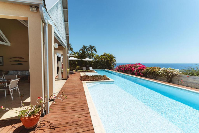 Sport & Beauty 2, Villa 'Florence' avec longue piscine et vue mer panoramique, Saint-Paul