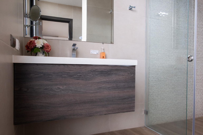 Bathroom 4, REEC Machala by Oro Verde Hotels, Machala