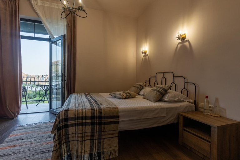 Bedroom 2, REDROOF Goris Boutique Hotel