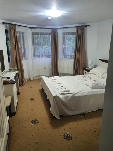 Bedroom 2, Casa Sofia Bucovina, Vatra Moldovitei