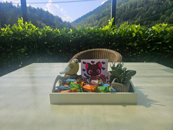 Food & Drinks 5, Rooms Malina I Peaceful Stay Near Bled & Mountain Views, Jesenice