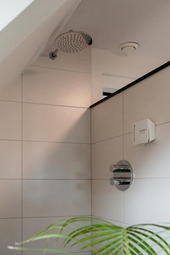 Bathroom 2, Herberg d'n brouwer, Landerd