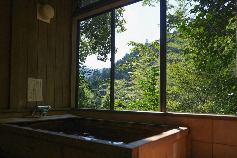 Bathroom, Woodland Bothy / Kominka Omine, Akiruno