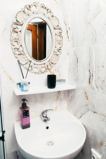 Bathroom 5, CasaMaria, Slanic-moldova