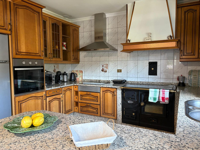 Others 3, Hogar Gallan, Pontevedra