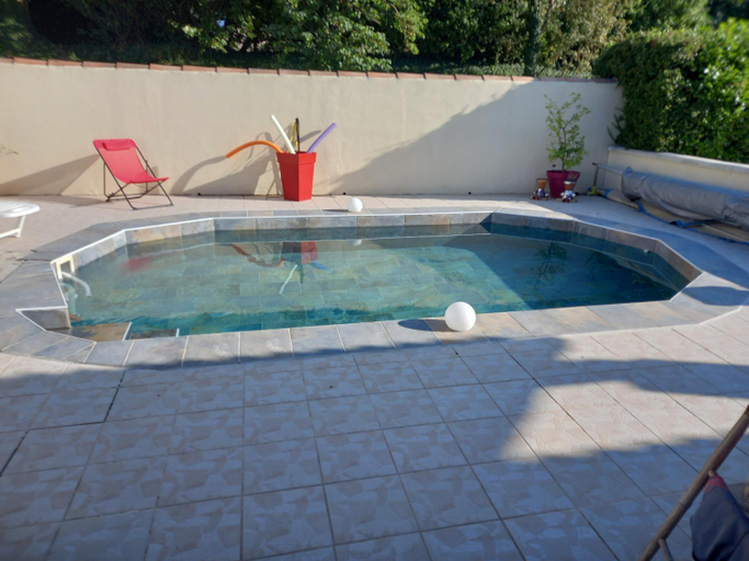 Sport & Beauty 3, Chez Carole et Roger, Vaucluse