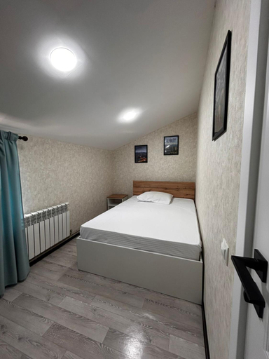 Bedroom 4, Evergreen Hostel Metrostroevskaya, Almaty