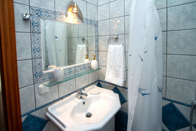Bathroom 3, Azure Bay Villa by Rentalspro, Central Macedonia