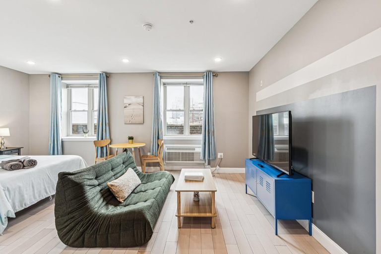 Bedroom, Stay at Luna on Callowhill, Philadelphia