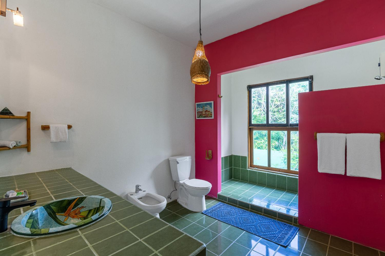 Others 4, Villa Carlotta, Puntarenas