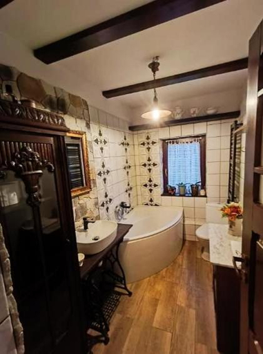 Bathroom, Chata Kataryniarza, Kłodzko