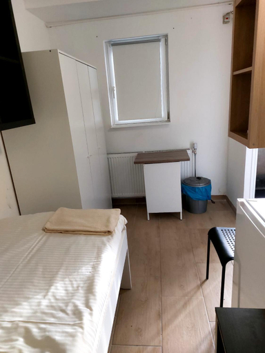 Bedroom 2, Monteurunterkunft Schwaig, Nürnberger Land