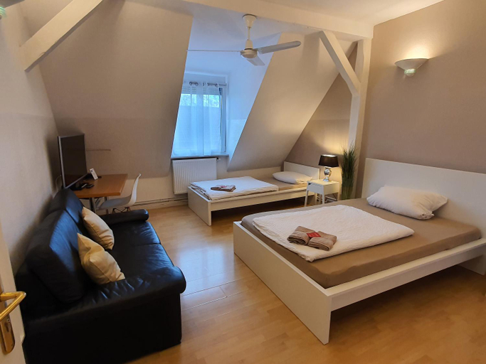 Others 3, coLodging Mannheim - private rooms & kitchen, Mannheim
