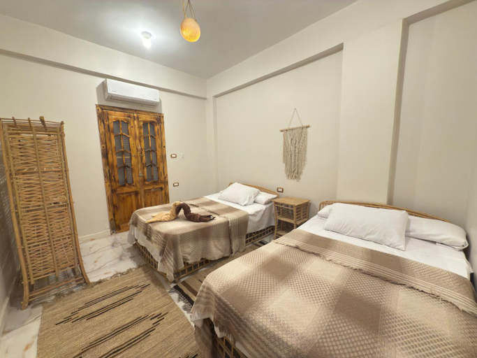 Bedroom 2, Quiet Home, Siwa