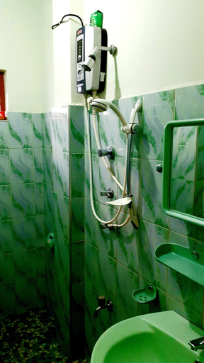 Bathroom 4, Residence Kuruniyavilla, Habaraduwa