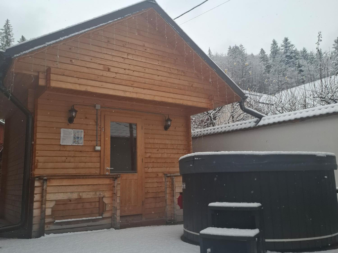 Exterior & Views, Pensiunea Putnisoara, Putna