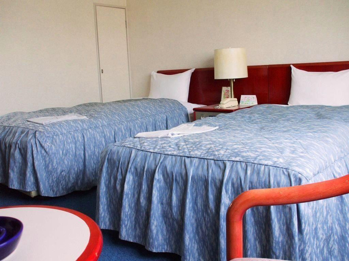 Others 3, Sunrise Inn, Kaizuka
