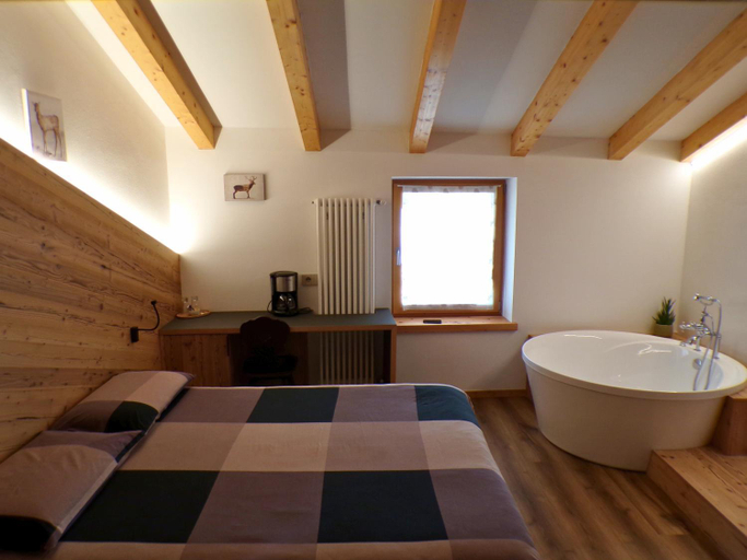 Bathroom 2, B&B Paganella Relax and Gourmet, Trento