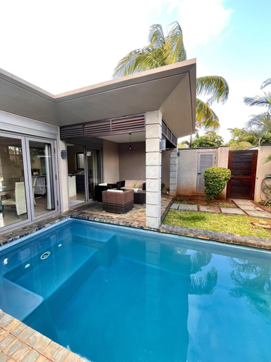 Sport & Beauty 2, Villa Athena at Grand Baie with private pool