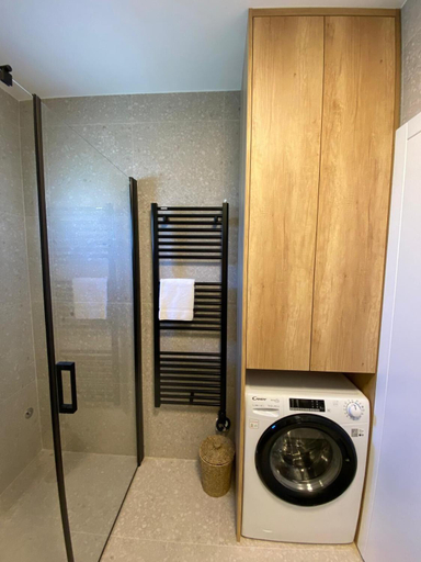 Bathroom 2, Apartments Med, Medulin