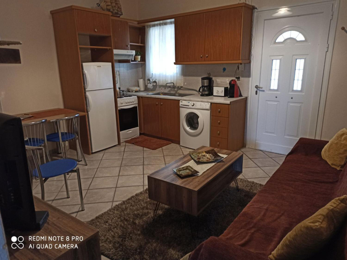 Others 4, Kerkis View House, North Aegean