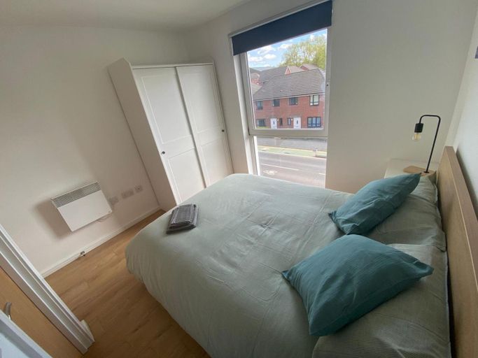 5, Fresh Private Rooms in Shared 2 Bed Flat Camp Street, Manchester