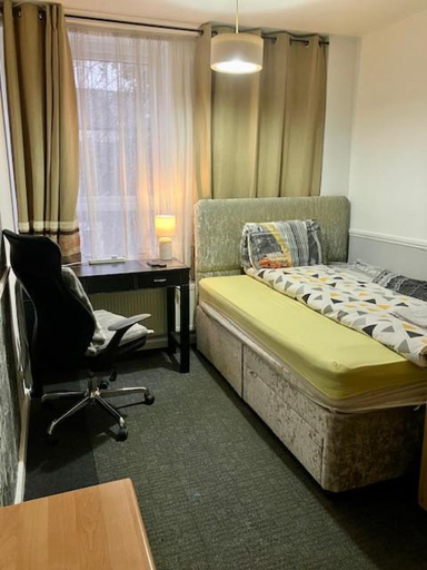Bedroom 3, Private stay @ London-Stratford., London