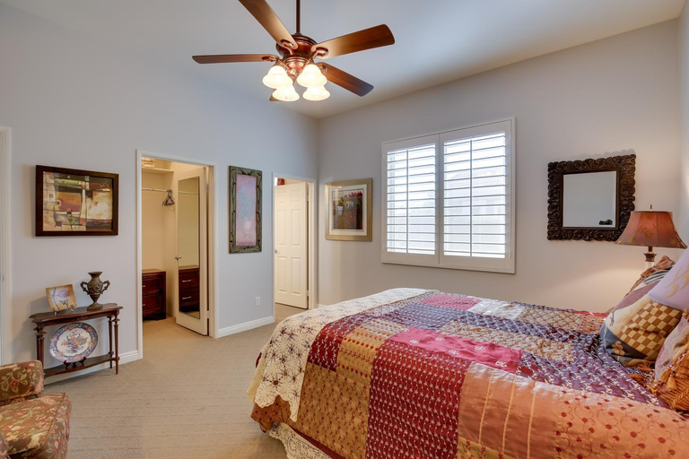Bedroom 2, Indio Casita: 2 Mi to Coachella & Stage Coach!, Riverside