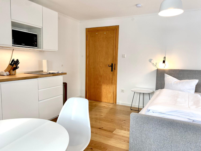 Bedroom 2, Apartmenthaus am Tegernsee - Studios mit Kuchenzeile und mit Bus erreichbar, Miesbach